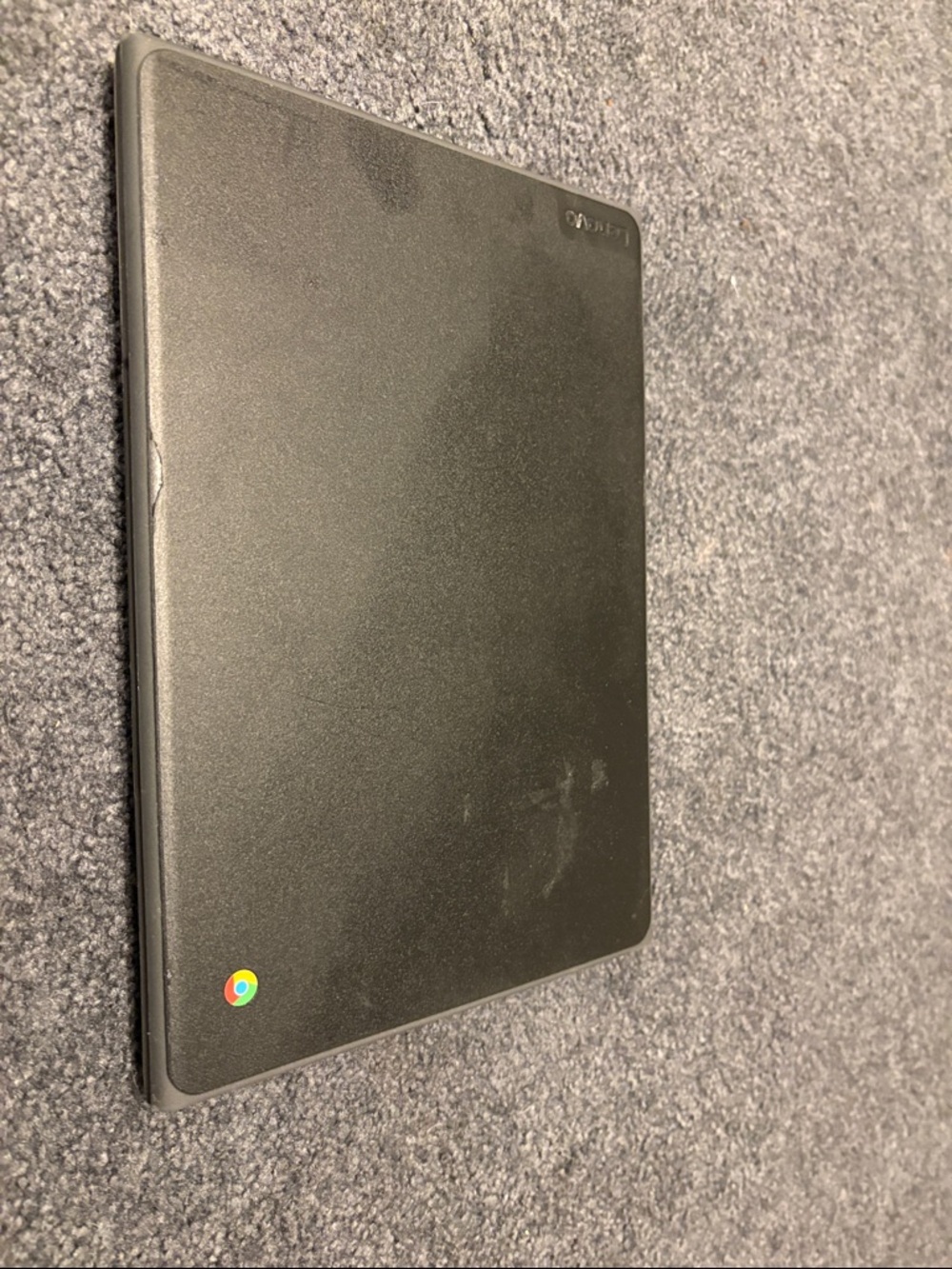 Lenovo Chromebook in Black with White Label - Picture 2 of 7